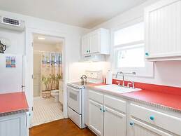 Beachwalk Apartment House