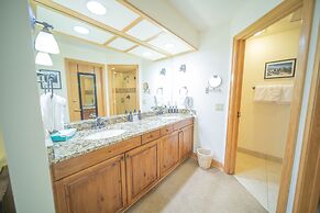 Chateaux Dumont 2717