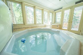 Chateaux Dumont 2717