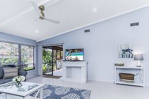 Yellow Pine Duplex Close to Pool & Tennis