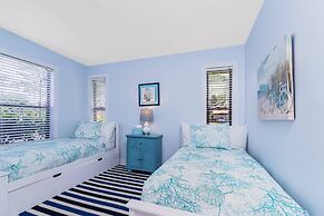 Yellow Pine Duplex Close to Pool & Tennis