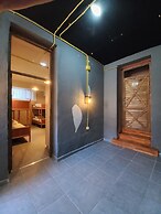 Berlin Hostel & Street