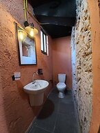 Berlin Hostel & Street