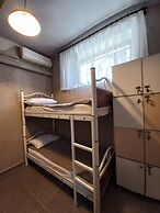 Berlin Hostel & Street