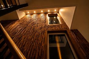 Lux Exec Home HFX Waterfront Pool Hot Tub