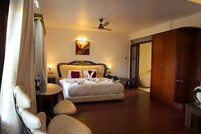 White Pearl Suites by Rosetum