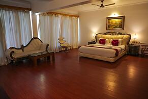 White Pearl Suites by Rosetum