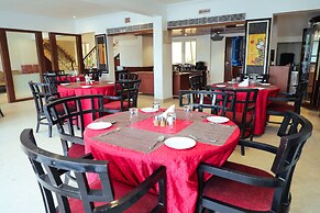 White Pearl Suites by Rosetum