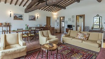 Villa Le Logge 12 1 in Todi