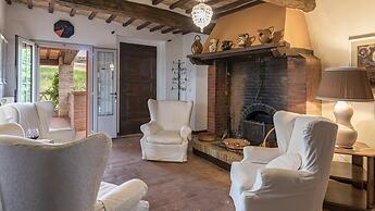 Villa Le Logge 12 1 in Todi