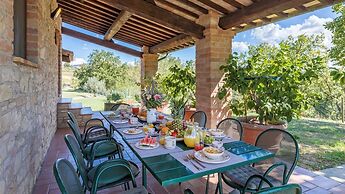 Villa Le Logge 12 1 in Todi