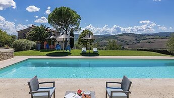 Villa Le Logge 12 1 in Todi