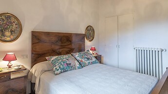 Villa Le Logge 12 1 in Todi