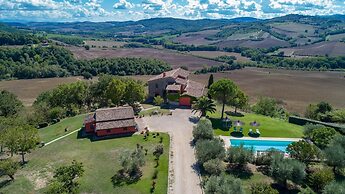 Villa Le Logge 12 1 in Todi