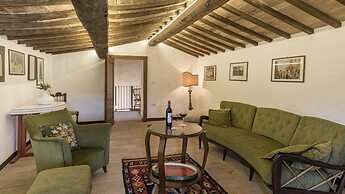 Villa Le Logge 12 1 in Todi