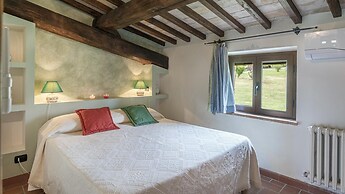 Villa Le Logge 12 1 in Todi