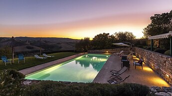 Villa Le Logge 12 1 in Todi