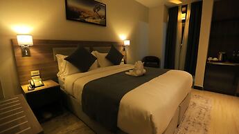 Triple-e Hotel and Spa