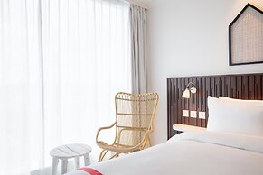 Ruby Zoe Hotel London