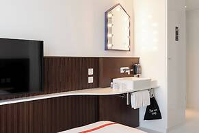 Ruby Zoe Hotel London