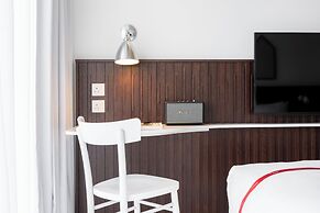 Ruby Zoe Hotel London