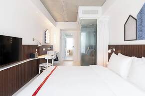 Ruby Zoe Hotel London