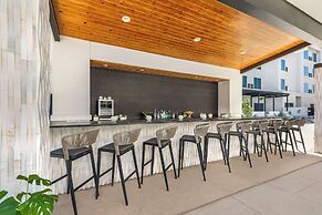 Cambria Hotel Waco Univ Riverfront