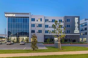 Cambria Hotel Waco Univ Riverfront