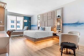 Cambria Hotel Waco Univ Riverfront