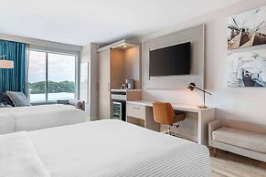 Cambria Hotel Waco Univ Riverfront