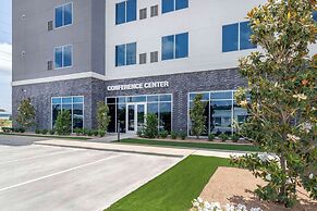 Cambria Hotel Waco Univ Riverfront