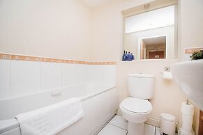 Sandall Apartment