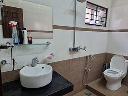 Impeccable 4-bed Villa in Gujrat