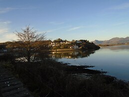 Pump Cottage, 8 Glyn Terrace