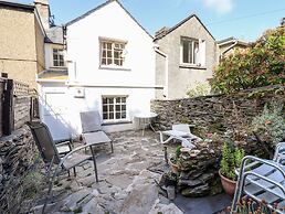 Pump Cottage, 8 Glyn Terrace