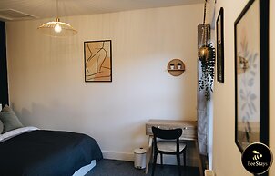 Pickmere House- An Oasis Near Town Centre