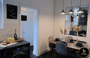 Pickmere House- An Oasis Near Town Centre