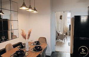 Pickmere House- An Oasis Near Town Centre