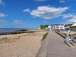 Inviting 1-bed Apartment in Herne Bay