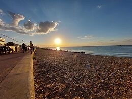 Inviting 1-bed Apartment in Herne Bay