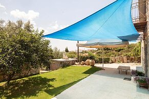 Serenity Retreat in Pidasos