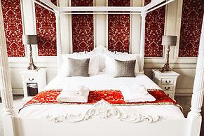 The Old Crown Coaching Inn