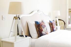 The Old Crown Coaching Inn