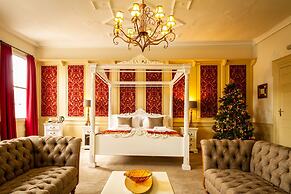 The Old Crown Coaching Inn