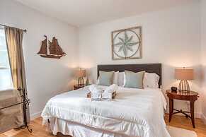 Casa More - Lower 2 Bedroom Home by Redawning