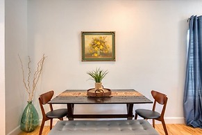 Casa More - Lower 2 Bedroom Home by Redawning