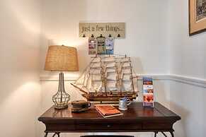 Casa More - Lower 2 Bedroom Home by Redawning