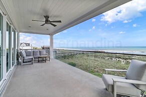 226 Sf 2nd Floor 3 Bedroom Townhouse by RedAwning