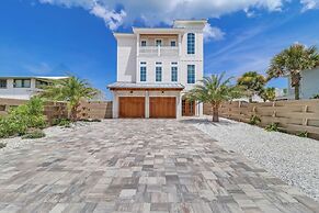 226 Sf 2nd Floor 3 Bedroom Townhouse by RedAwning