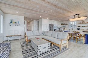 226 Sf 2nd Floor 3 Bedroom Townhouse by RedAwning